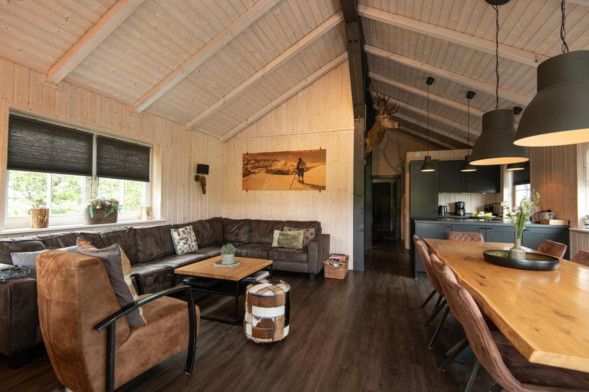 Kustelberg Lodges Medebach Exterior photo