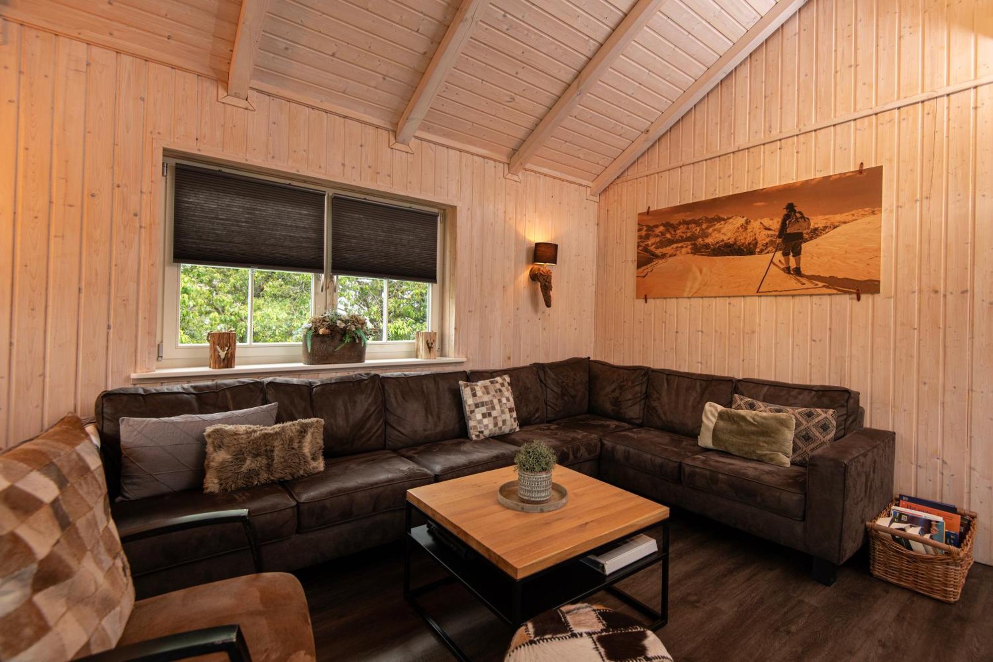 Kustelberg Lodges Medebach Exterior photo